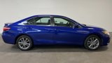 Used 2015 Toyota Camry SE image 2