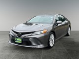 Used 2018 Toyota Camry XLE image 3