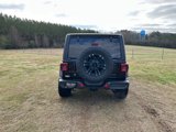Used 2020 Jeep Wrangler Unlimited Sahara image 6
