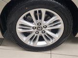 Used 2016 Toyota Camry SE image 5