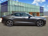 Used 2025 Volvo S60 B5 Core image 2