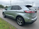 Used 2022 Ford Edge SEL w/ Convenience Package image 3