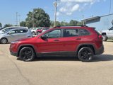 Used 2017 Jeep Cherokee Sport image 4