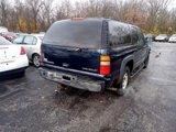 Used 2005 Chevrolet Suburban LT w/ Preferred Equipment Group image 2