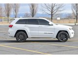 Used 2019 Jeep Grand Cherokee Altitude image 2