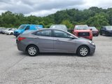 Used 2013 Hyundai Accent GLS image 3