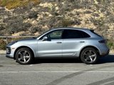 Used 2024 Porsche Macan image 2