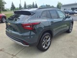 New 2025 Chevrolet Trax LT w/ Driver Confidence Package image 5