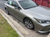 Used 2020 Lexus ES 350 w/ Premium Package image 4