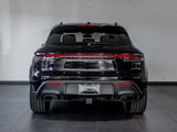 Certified 2024 Porsche Macan image 4
