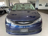Used 2017 Chrysler Pacifica Touring image 2