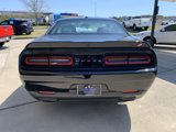 Used 2019 Dodge Challenger SXT image 3