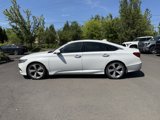 Used 2018 Honda Accord Touring image 2