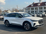 New 2025 Lincoln Nautilus Premier image 4
