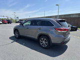 Used 2019 Toyota Highlander XLE image 3