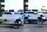 Used 2022 Nissan Frontier SV image 2