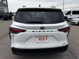 Used 2022 Toyota Sienna XLE image 3