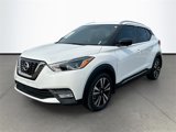 Used 2019 Nissan Kicks SR w/ SR Premium Package image 3
