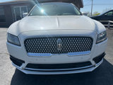 Used 2017 Lincoln Continental Reserve w/ Climate Package image 4