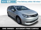Used 2022 Chrysler Voyager LX image 1