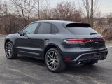 Certified 2024 Porsche Macan image 3