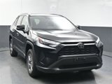 Used 2022 Toyota RAV4 XLE image 2