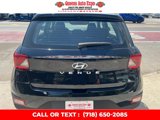 Used 2021 Hyundai Venue SE image 5