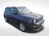 Used 2017 Jeep Renegade Latitude w/ Cold Weather Group image 4