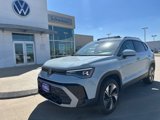 New 2025 Volkswagen Taos SE image 2