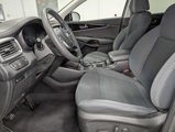 Used 2019 Kia Sorento LX image 4