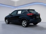 Used 2020 Nissan Kicks S image 5