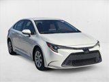 Used 2020 Toyota Corolla LE image 3