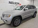 Used 2021 Jeep Grand Cherokee Limited w/ Trailer Tow Group IV image 4
