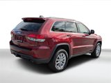 Used 2021 Jeep Grand Cherokee Laredo image 3