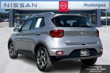 Used 2023 Hyundai Venue SEL image 4