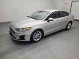 Used 2019 Ford Fusion SE image 2