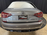 Used 2017 Volkswagen Passat 1.8T R-Line image 6