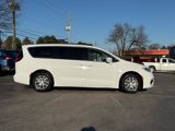 Used 2021 Chrysler Pacifica Touring image 6