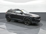 Used 2016 Jeep Cherokee Sport image 4