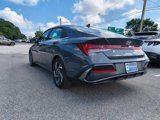 Used 2025 Hyundai Elantra SEL image 3