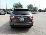 Used 2016 Nissan Pathfinder SV image 4