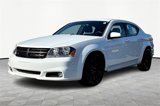 Used 2014 Dodge Avenger SXT w/ Blacktop Package image 2