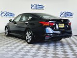Used 2024 Nissan Altima 2.5 S image 2