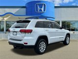 Used 2021 Jeep Grand Cherokee Laredo image 2