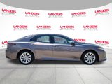 Used 2022 Toyota Camry LE image 2