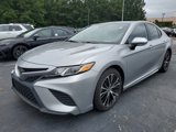 Used 2020 Toyota Camry SE image 2