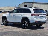Used 2023 Jeep Grand Cherokee Limited image 4