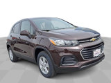 Certified 2020 Chevrolet Trax LS w/ Tint and Cruise Package image 2