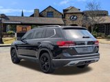 Used 2018 Volkswagen Atlas SEL Premium image 3