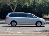 Used 2015 Toyota Sienna LE image 2
